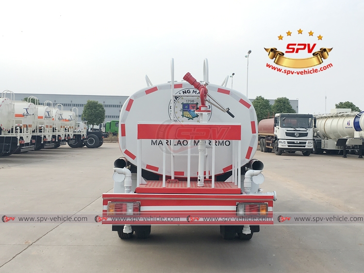 5,000 litres Water Spray Truck ISUZU - B